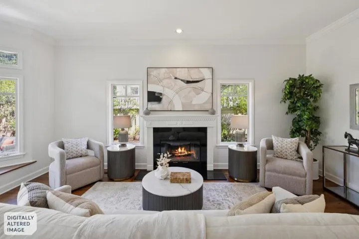 1270 University Drive, Menlo Park, California 94025
