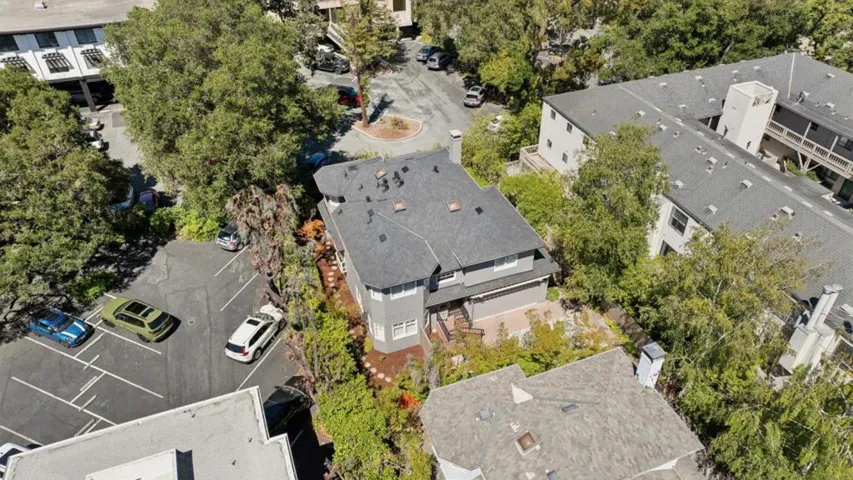 1270 University Drive, Menlo Park, California 94025
