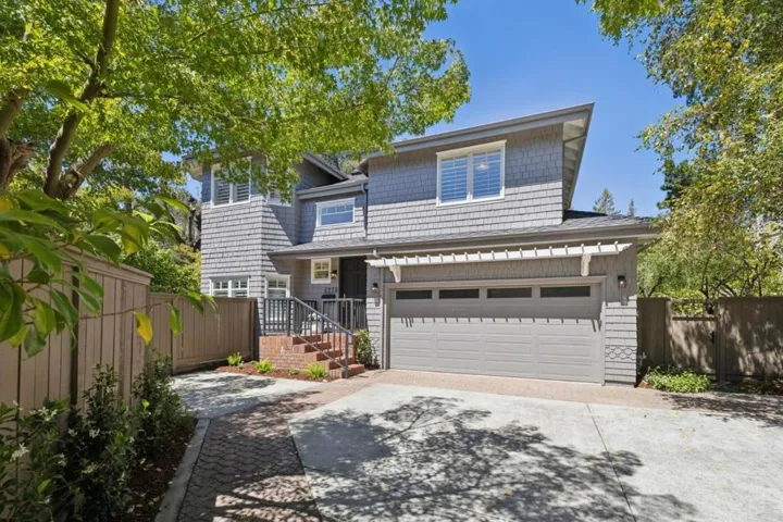 1270 University Drive, Menlo Park, California 94025