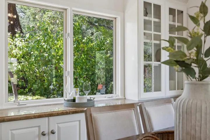 1270 University Drive, Menlo Park, California 94025