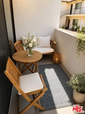 1264 9th Street B, Santa Monica, California 90401