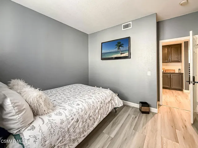 eBedroom1-2