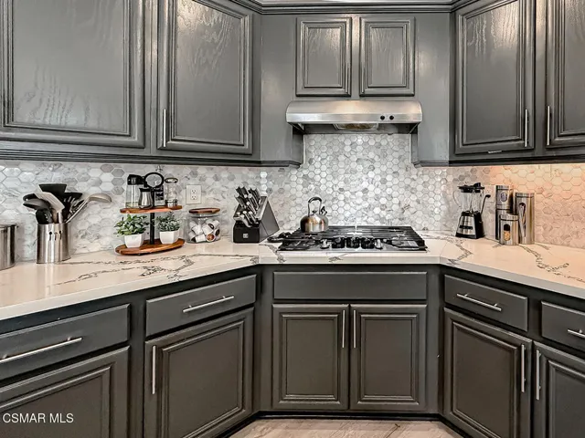 cFamily and Kitchen7