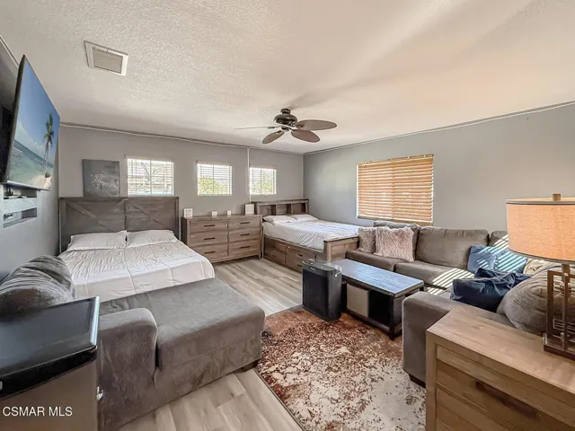 jBedroom4-1