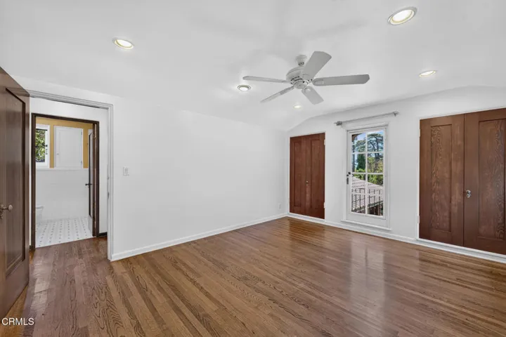 550 Old Mill-42