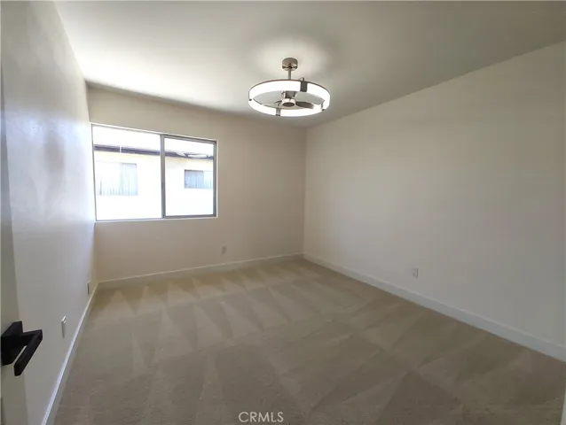 10125 De Soto Avenue 42, Chatsworth, California 91311