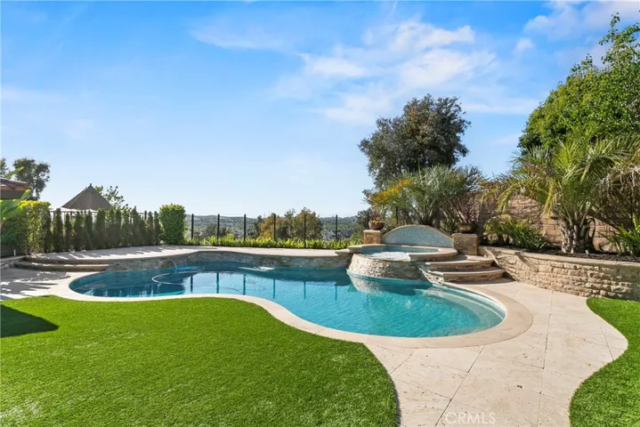 7 Kent Court, Ladera Ranch, California 92694