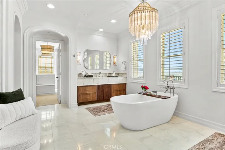 7 Kent Court, Ladera Ranch, California 92694