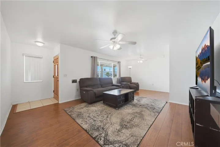 28561 Middlebury, Sun City, California 92586