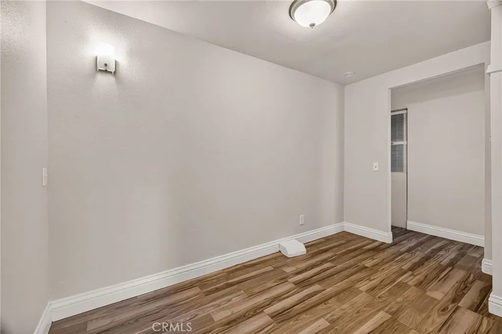 Flex room - many uses. Perhaps an office, media room, addition space for occupants