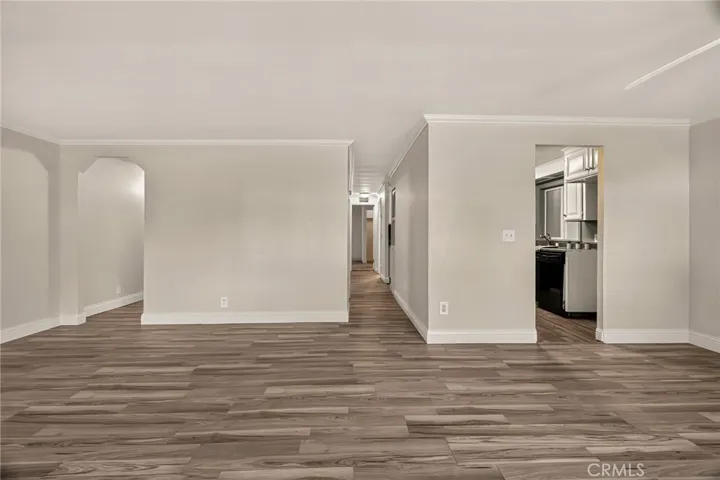 living room, looking towards the flex room & kitchebn