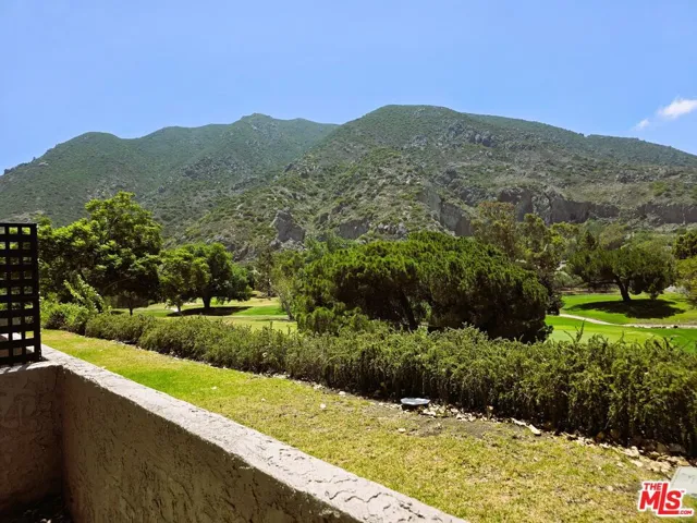 5976 Paseo Encantada, Camarillo, California 93012