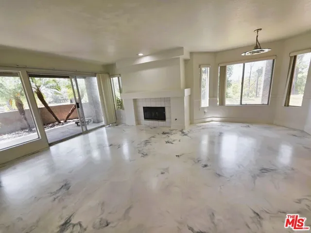 5976 Paseo Encantada, Camarillo, California 93012