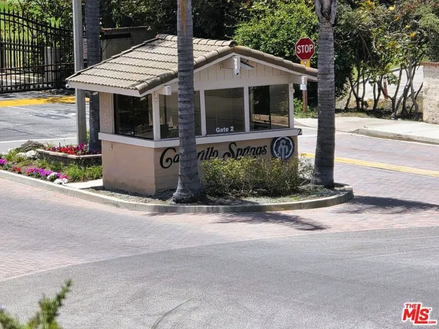 5976 Paseo Encantada, Camarillo, California 93012