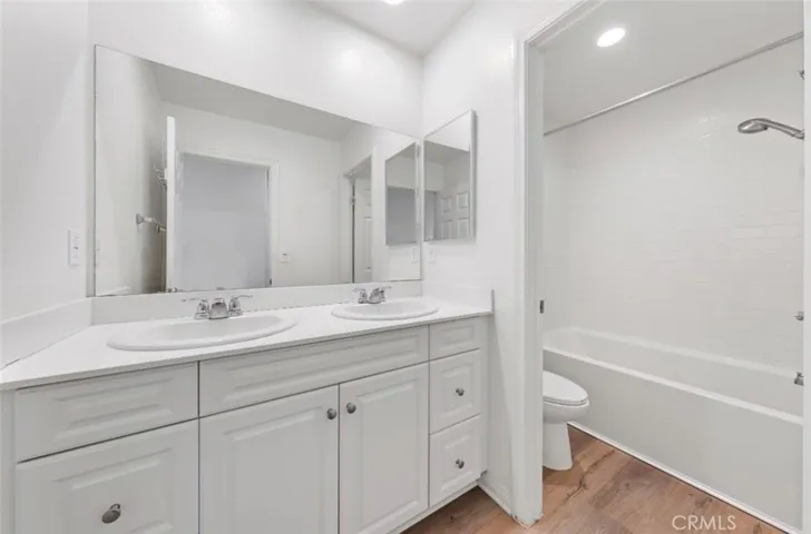 1152 N Tribune Privado, Ontario, California 91764