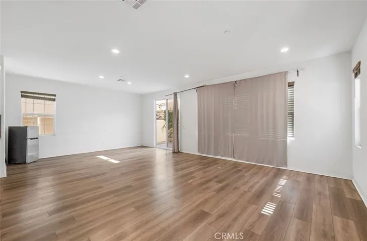1152 N Tribune Privado, Ontario, California 91764