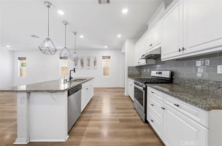 1152 N Tribune Privado, Ontario, California 91764