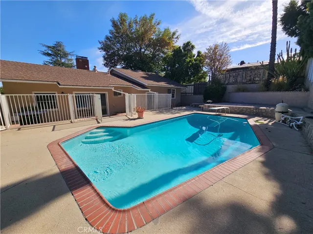 4642 Briggs Avenue, La Crescenta, California 91214