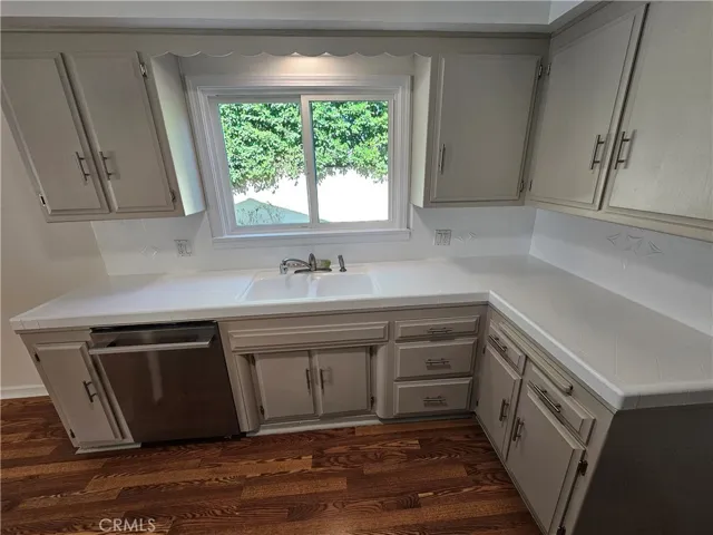 4642 Briggs Avenue, La Crescenta, California 91214