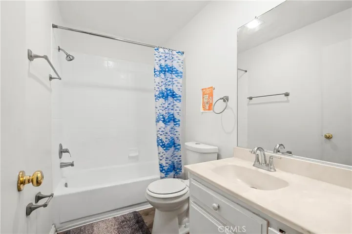 4505 California 402, Long Beach, California 90807
