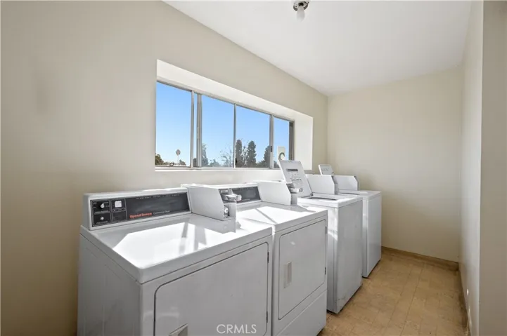 4505 California 402, Long Beach, California 90807