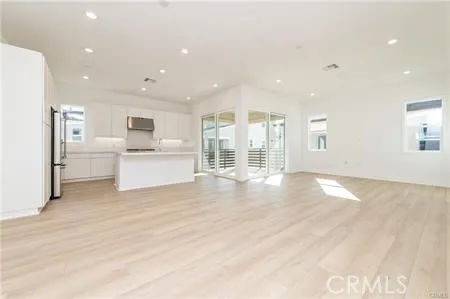 108 Tiffin, Irvine, California 92618