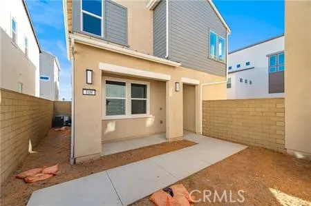 108 Tiffin, Irvine, California 92618