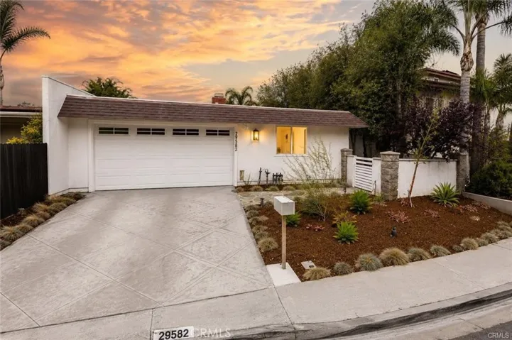 29582 Colebrook, Laguna Niguel, California 92677