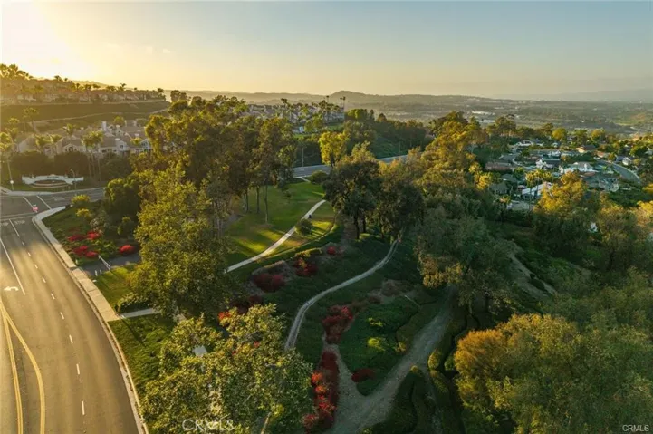 29582 Colebrook, Laguna Niguel, California 92677