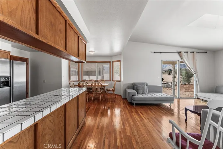 33535 170th E, Llano, California 93544