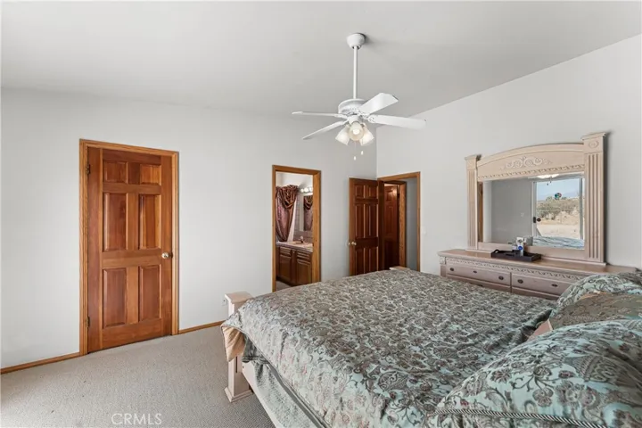 33535 170th E, Llano, California 93544