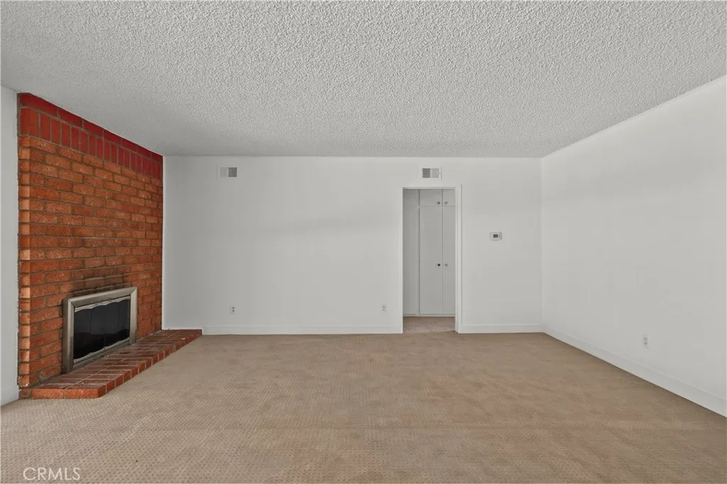 Fire place