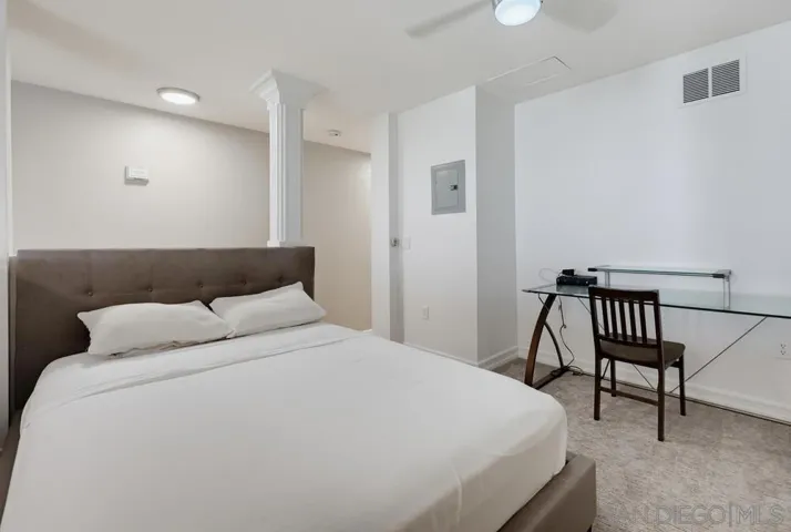 1480 Broadway 2420, San Diego, California 92101