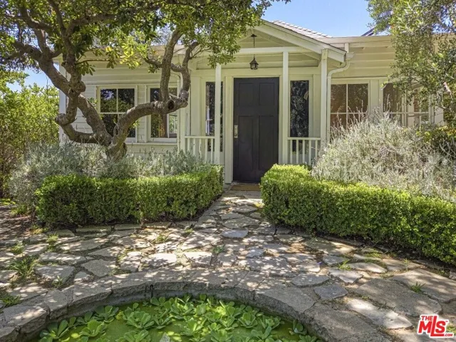 1616 Cerro Gordo Street, Los Angeles, California 90026
