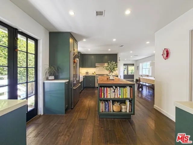 1616 Cerro Gordo Street, Los Angeles, California 90026