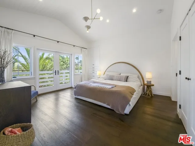 1616 Cerro Gordo Street, Los Angeles, California 90026