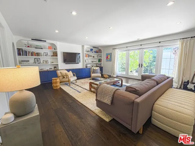 1616 Cerro Gordo Street, Los Angeles, California 90026
