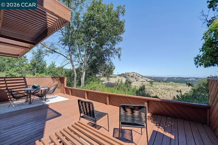 557 Monarch Ridge Dr, Walnut Creek, California 94597