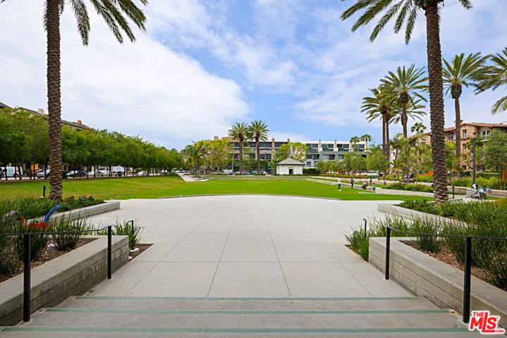6400 Crescent Parkway 217, Playa Vista, California 90094