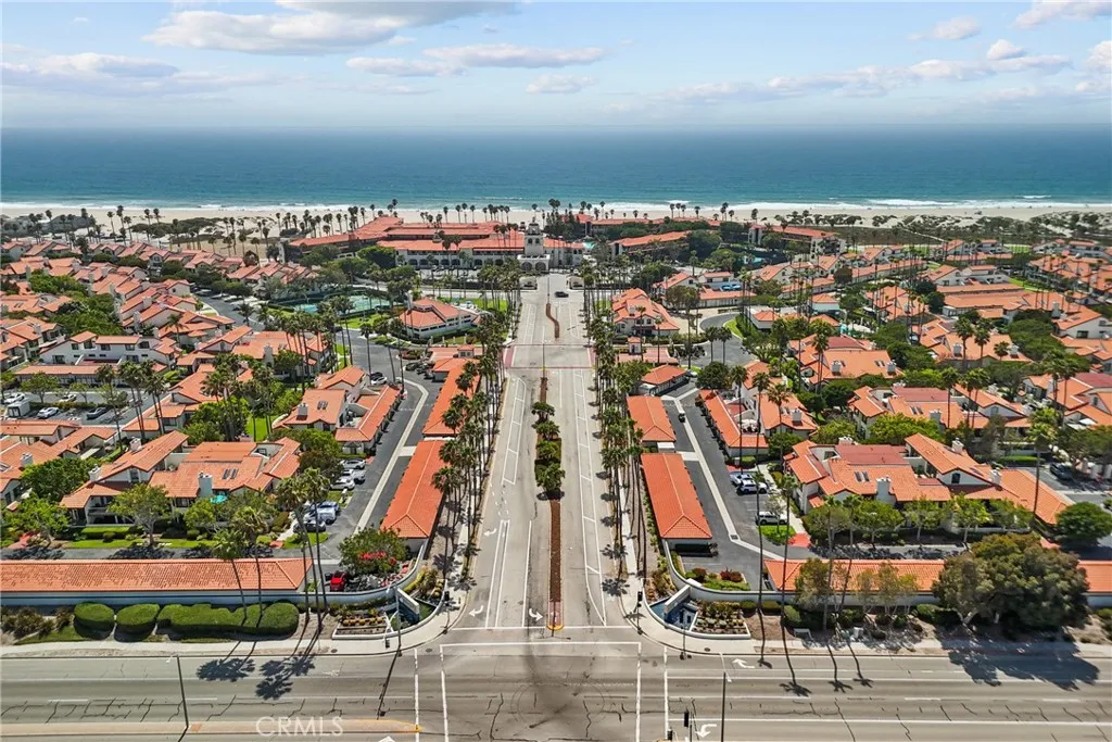 Welcome to The Colony at Mandalay Beach