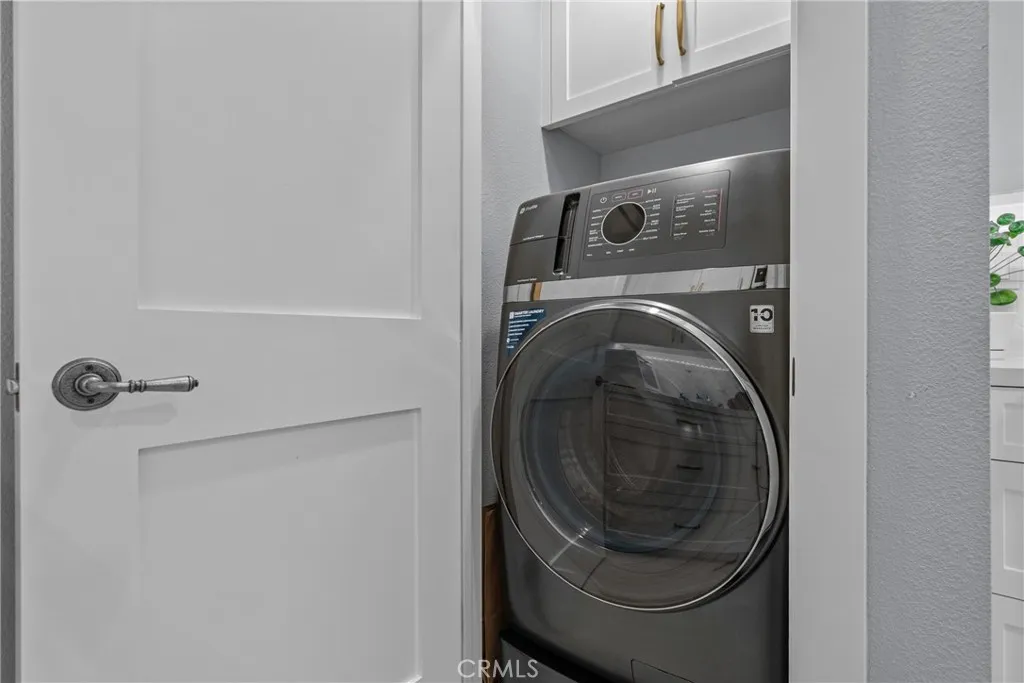 GE Combination Washer and Dryer