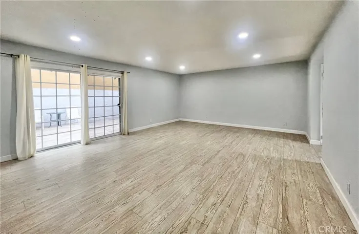 624 S Sullivan 15d, Santa Ana, California 92704