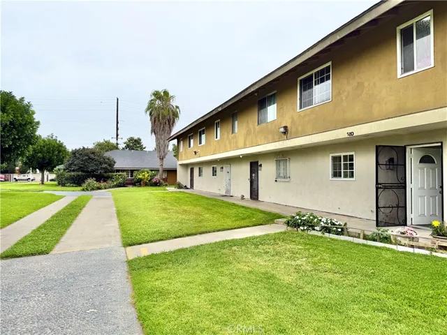624 S Sullivan 15d, Santa Ana, California 92704