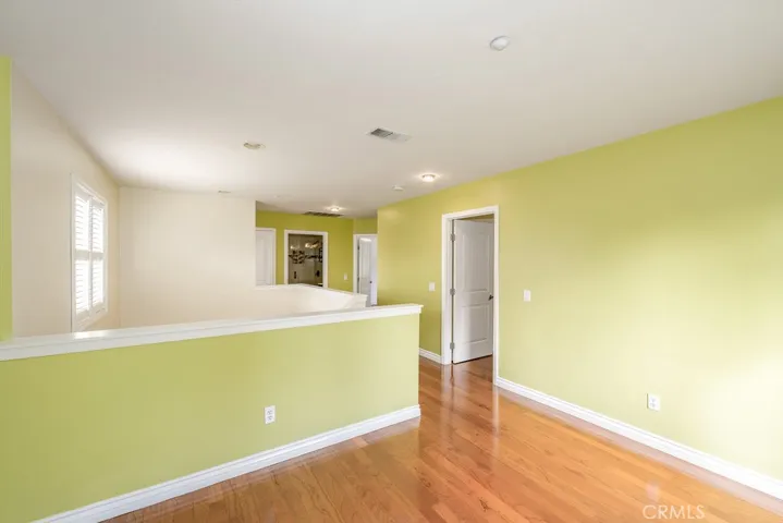 12200 Crest Avenue, Sylmar, California 91342