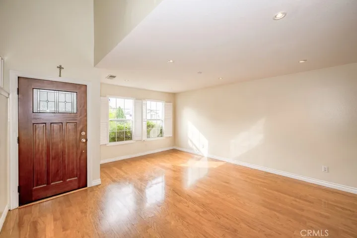 12200 Crest Avenue, Sylmar, California 91342