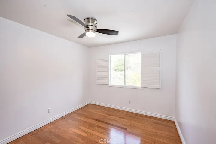 12200 Crest Avenue, Sylmar, California 91342