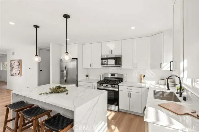 6027 Daisy, San Diego, California 92114
