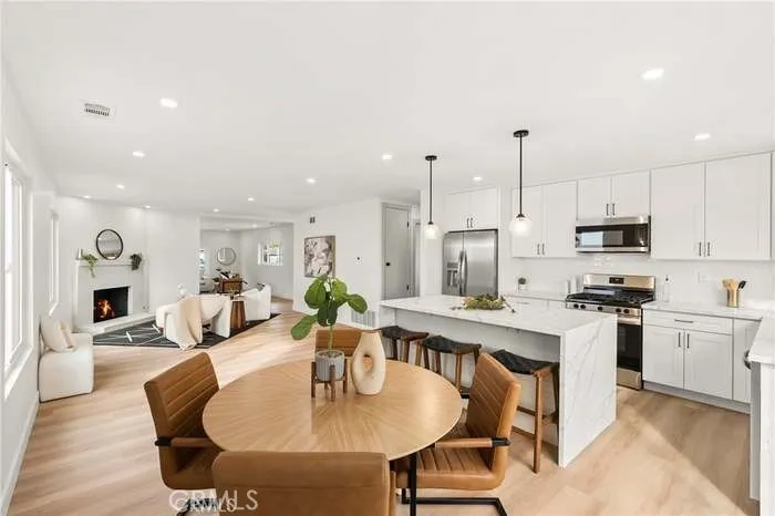 6027 Daisy, San Diego, California 92114