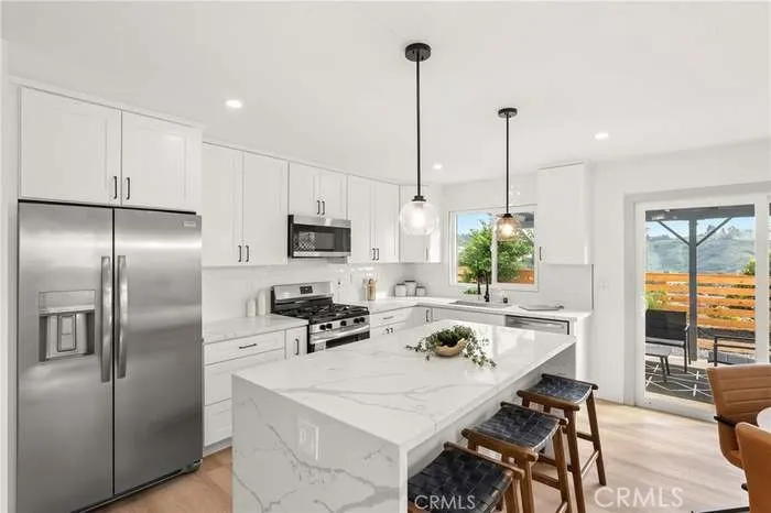 6027 Daisy, San Diego, California 92114