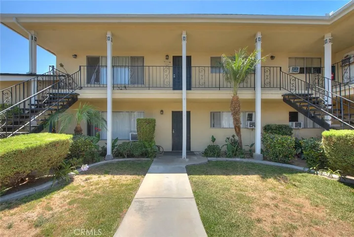Front of 2 units
